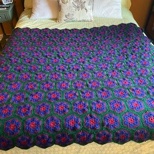 Vintage 1970s Floral Afghan Blanket